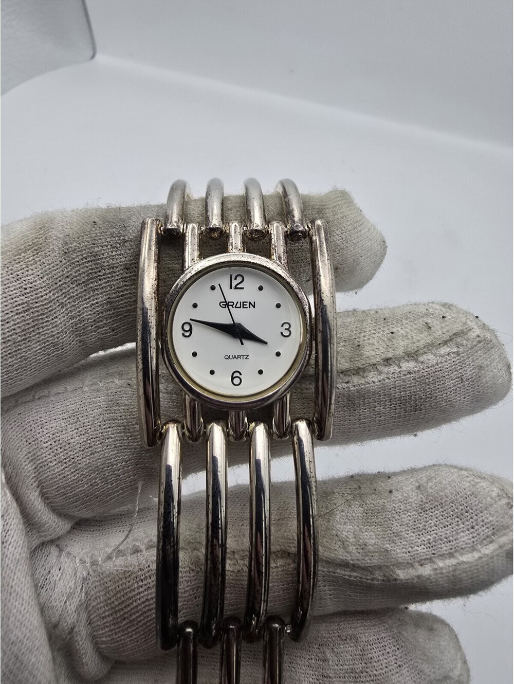 Gruen Women's Quartz Watch Silver Tone Cage Bar Bracelet White Dial Japan Movt